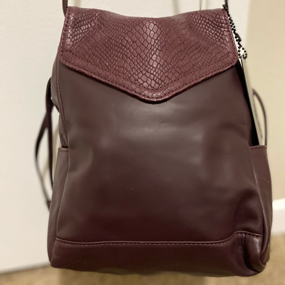 Crossbody bag